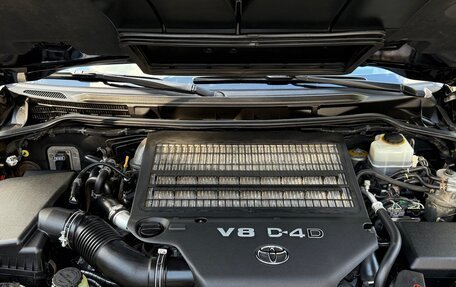 Toyota Land Cruiser 200, 2013 год, 4 000 000 рублей, 7 фотография