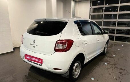 Renault Sandero II рестайлинг, 2018 год, 1 060 000 рублей, 3 фотография
