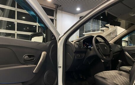 Renault Sandero II рестайлинг, 2018 год, 1 060 000 рублей, 19 фотография