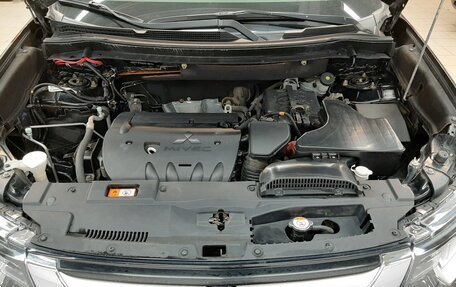 Mitsubishi Outlander III рестайлинг 3, 2015 год, 1 520 000 рублей, 7 фотография