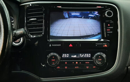 Mitsubishi Outlander III рестайлинг 3, 2015 год, 1 520 000 рублей, 14 фотография