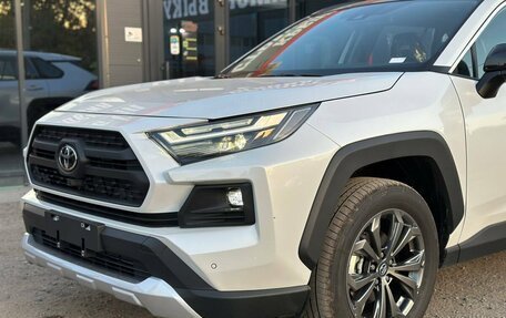 Toyota RAV4, 2025 год, 3 897 000 рублей, 7 фотография