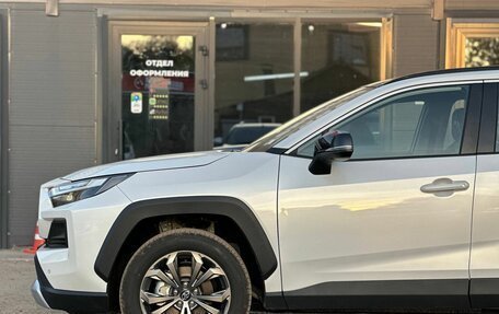 Toyota RAV4, 2025 год, 3 897 000 рублей, 8 фотография