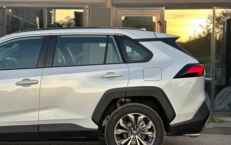 Toyota RAV4, 2025 год, 3 897 000 рублей, 9 фотография