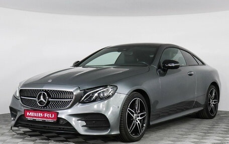 Mercedes-Benz E-Класс, 2018 год, 4 250 000 рублей, 1 фотография
