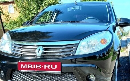 Renault Sandero I, 2010 год, 580 000 рублей, 2 фотография