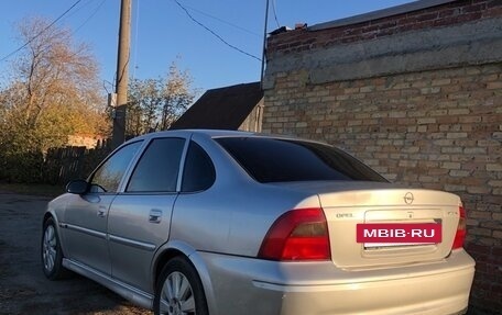 Opel Vectra B рестайлинг, 2001 год, 218 000 рублей, 3 фотография