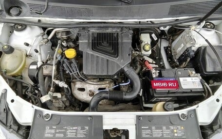 Renault Logan I, 2014 год, 650 000 рублей, 26 фотография