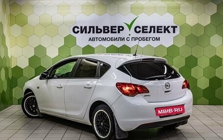 Opel Astra J, 2011 год, 590 000 рублей, 6 фотография