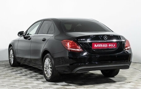 Mercedes-Benz C-Класс, 2018 год, 2 599 700 рублей, 7 фотография