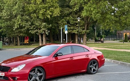 Mercedes-Benz CLS, 2007 год, 900 000 рублей, 2 фотография