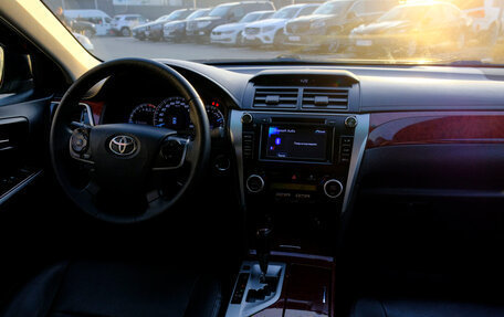 Toyota Camry, 2014 год, 1 565 600 рублей, 12 фотография