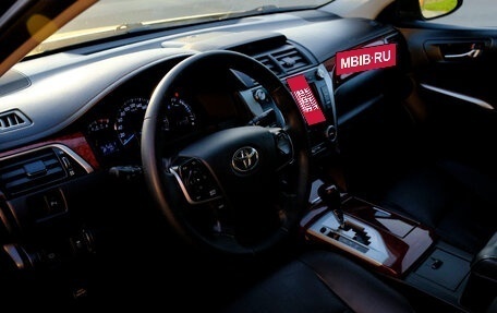 Toyota Camry, 2014 год, 1 565 600 рублей, 14 фотография