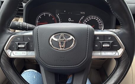 Toyota Land Cruiser, 2023 год, 9 999 000 рублей, 6 фотография