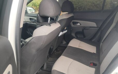 Chevrolet Cruze II, 2014 год, 700 000 рублей, 4 фотография