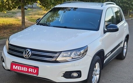Volkswagen Tiguan I, 2014 год, 1 580 000 рублей, 1 фотография