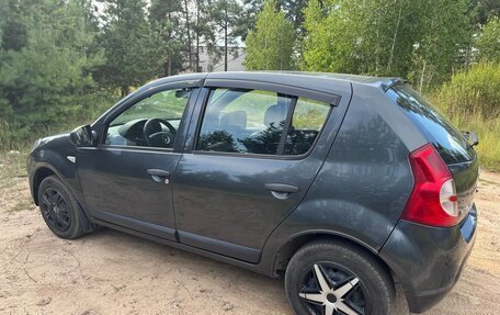 Renault Sandero I, 2010 год, 430 000 рублей, 3 фотография