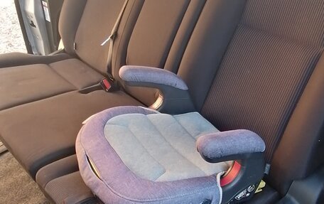 Toyota Noah III, 2016 год, 2 000 000 рублей, 12 фотография