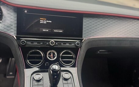 Bentley Continental GT, 2025 год, 41 000 000 рублей, 6 фотография