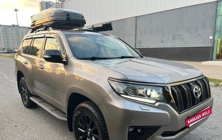 Toyota Land Cruiser Prado 150 рестайлинг 2, 2021 год, 5 390 000 рублей, 3 фотография