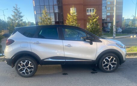 Renault Kaptur I рестайлинг, 2019 год, 1 650 000 рублей, 4 фотография