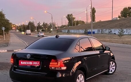 Volkswagen Polo VI (EU Market), 2013 год, 920 000 рублей, 2 фотография