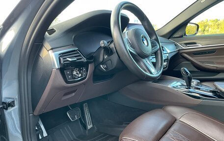 BMW 5 серия, 2018 год, 4 800 000 рублей, 11 фотография