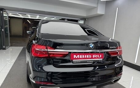 BMW 7 серия, 2017 год, 2 999 000 рублей, 8 фотография