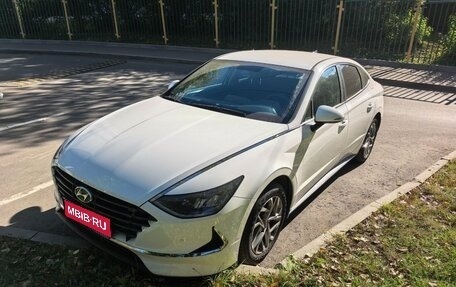 Hyundai Sonata VIII, 2021 год, 2 480 000 рублей, 1 фотография