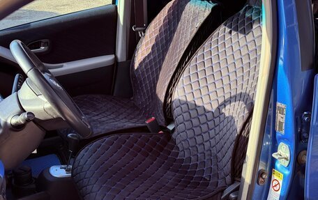 Toyota Yaris III рестайлинг, 2007 год, 550 000 рублей, 10 фотография