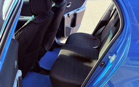 Toyota Yaris III рестайлинг, 2007 год, 550 000 рублей, 11 фотография
