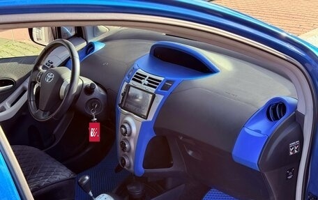 Toyota Yaris III рестайлинг, 2007 год, 550 000 рублей, 14 фотография