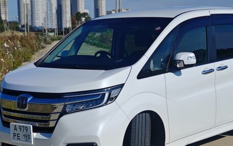 Honda Stepwgn IV, 2018 год, 2 500 000 рублей, 7 фотография