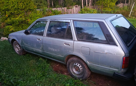 Toyota Carina, 1992 год, 140 000 рублей, 4 фотография