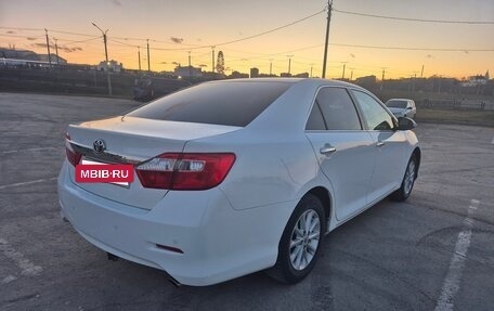 Toyota Camry, 2014 год, 1 550 000 рублей, 2 фотография