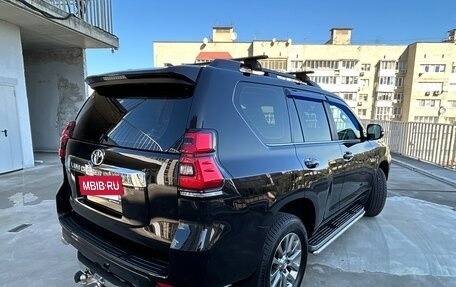 Toyota Land Cruiser Prado 150 рестайлинг 2, 2017 год, 4 520 000 рублей, 2 фотография