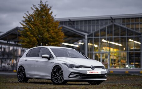 Volkswagen Golf VIII, 2021 год, 2 450 000 рублей, 4 фотография