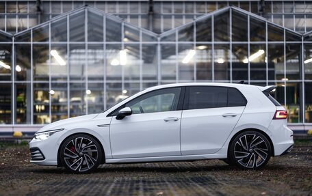 Volkswagen Golf VIII, 2021 год, 2 450 000 рублей, 2 фотография