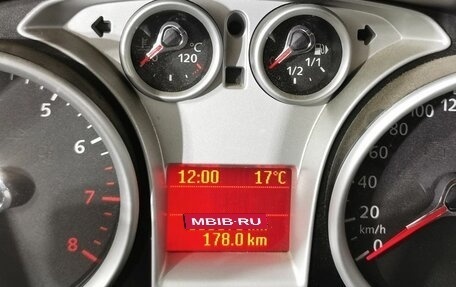Ford Focus II рестайлинг, 2010 год, 595 000 рублей, 12 фотография