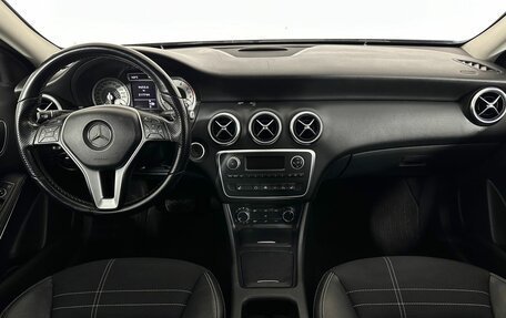 Mercedes-Benz A-Класс, 2013 год, 1 050 000 рублей, 2 фотография