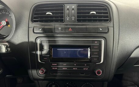 Volkswagen Polo VI (EU Market), 2015 год, 950 000 рублей, 12 фотография
