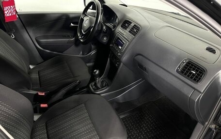 Volkswagen Polo VI (EU Market), 2015 год, 950 000 рублей, 14 фотография