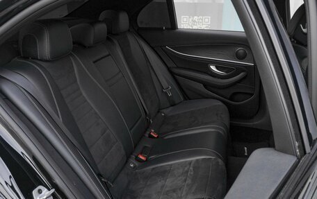 Mercedes-Benz E-Класс, 2018 год, 3 829 000 рублей, 7 фотография