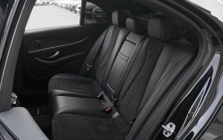 Mercedes-Benz E-Класс, 2018 год, 3 829 000 рублей, 9 фотография