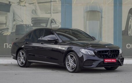 Mercedes-Benz E-Класс, 2018 год, 3 829 000 рублей, 1 фотография