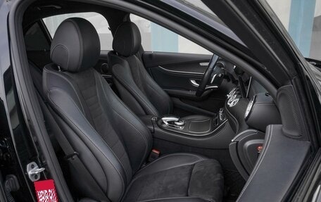 Mercedes-Benz E-Класс, 2018 год, 3 829 000 рублей, 8 фотография
