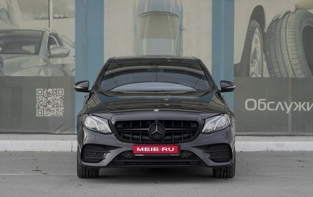 Mercedes-Benz E-Класс, 2018 год, 3 829 000 рублей, 3 фотография