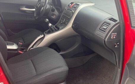 Toyota Auris II, 2008 год, 729 000 рублей, 2 фотография