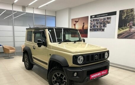 Suzuki Jimny, 2020 год, 2 499 000 рублей, 3 фотография