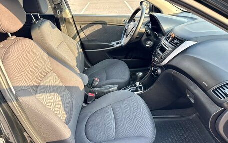 Hyundai Solaris II рестайлинг, 2014 год, 938 000 рублей, 24 фотография
